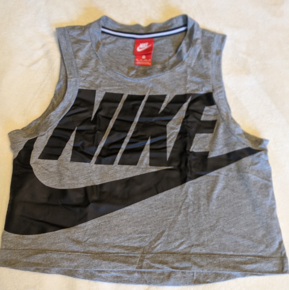 Nike crop top tank